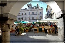 chiavari