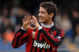 http://tbn3.google.com/images?q=tbn:4_sz4N7WkSae6M:http://images.quickblogcast.com/92912-88346/empoli_milan_1_pato.jpg