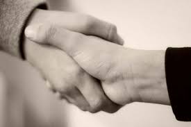 http://tbn3.google.com/images?q=tbn:72fnjlRkvtzjUM:http://www.aslib.co.uk/recruitment/sys/handshake%2520-%2520recruiting%2520SEPIA.JPG