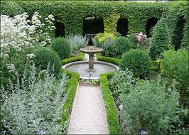 http://tbn3.google.com/images?q=tbn:7kiTJQ3JpSzUiM:http://www.jardinature.net/images/Yvoire_Sens_Cloitre.jpg