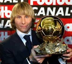 لاعبون ستفتقدهم الملاعب Nedved