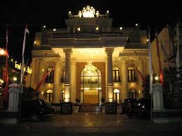 Metropole (3 Stars)
