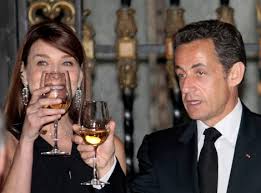 Nicola Sarkozy et Carla Bruni sont touchs par la grippe porcine aprs leurs visite au Mexique