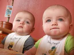 Как да играем с детето през първата година от живота му