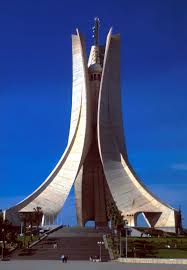 http://tbn3.google.com/images?q=tbn:esrznFUB7cMwlM:http://i48.servimg.com/u/f48/12/28/59/60/algeri16.jpg