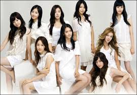 http://tbn3.google.com/images?q=tbn:irCbC_t7aneBtM:http://img.banjig.net/d/bb/user_uploads/103448/113007_snsd_e822e5d3.jpg