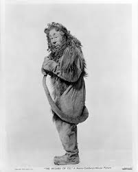 http://tbn3.google.com/images?q=tbn:2n9P5IyE-QnhFM:http://www.floridatoday.com/blogs/talktome/uploaded_images/cowardly-lion-771226.jpg
