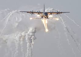 ما رأيك هل يمكن للعراق ان يتطور الى قوة ضاربة في الاعوام القادمة C-130J_Hercules,_Iraq,_2003