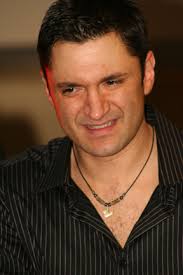 File:Andy Hallett at Flanvention