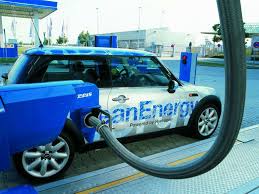 hydrogen fuel cell vehicle hydrogen fuel cell vehicle refuelling